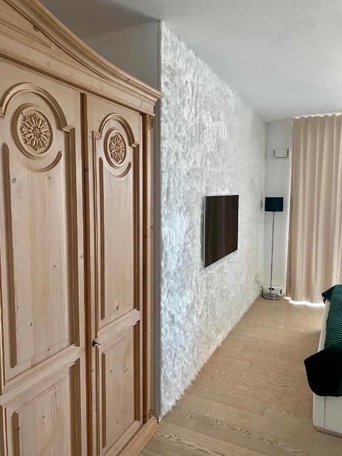Alpen-Panorama Suite - Einzigartige Privatsuite Hoch Ueber Muenchen, 12Tes Og, Alpenblick, Loggia, Whirlpool, 15 Minuten Zum Zentrum, Ruhe Und Erholung In Der Stadt Muenchen Fuer Privat Und Geschaeftlich Reisende Exterior foto